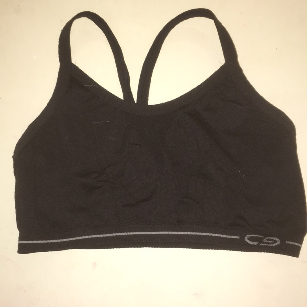 Black sports bra